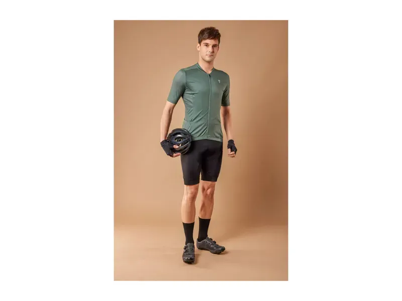 Giant Gabbro Short Sleeve Zipper Jersey in Misty-8