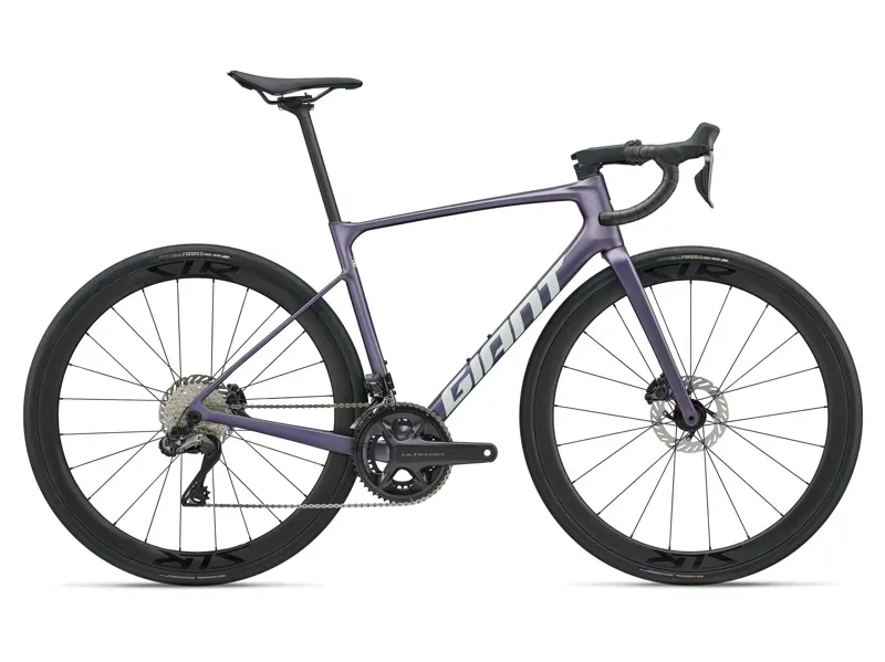 Giant Defy Advanced-Ui2 Road Bike in Tempest Purple
