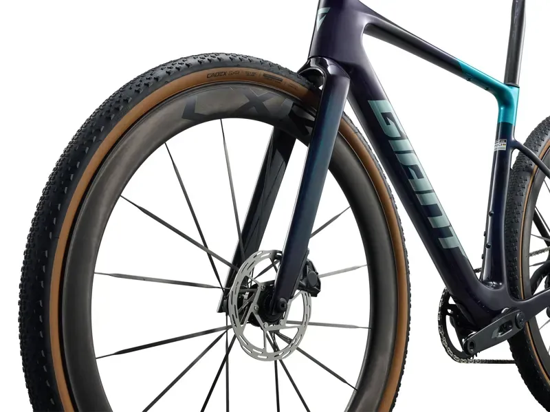 Giant Revolt Advanced SL 2 Gravel Bike in Deep Lagoon-3